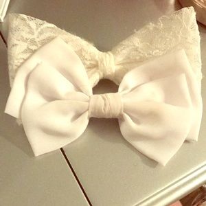 White bows